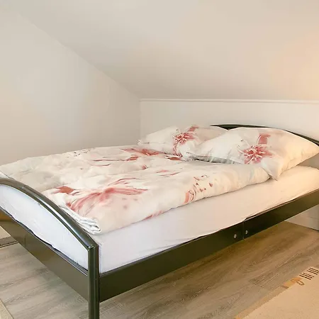 Ferienwohnung Am Feld *